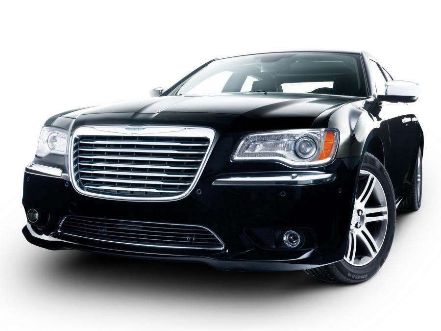  Chrysler 300C 2012 года  (фото 15 из 16)